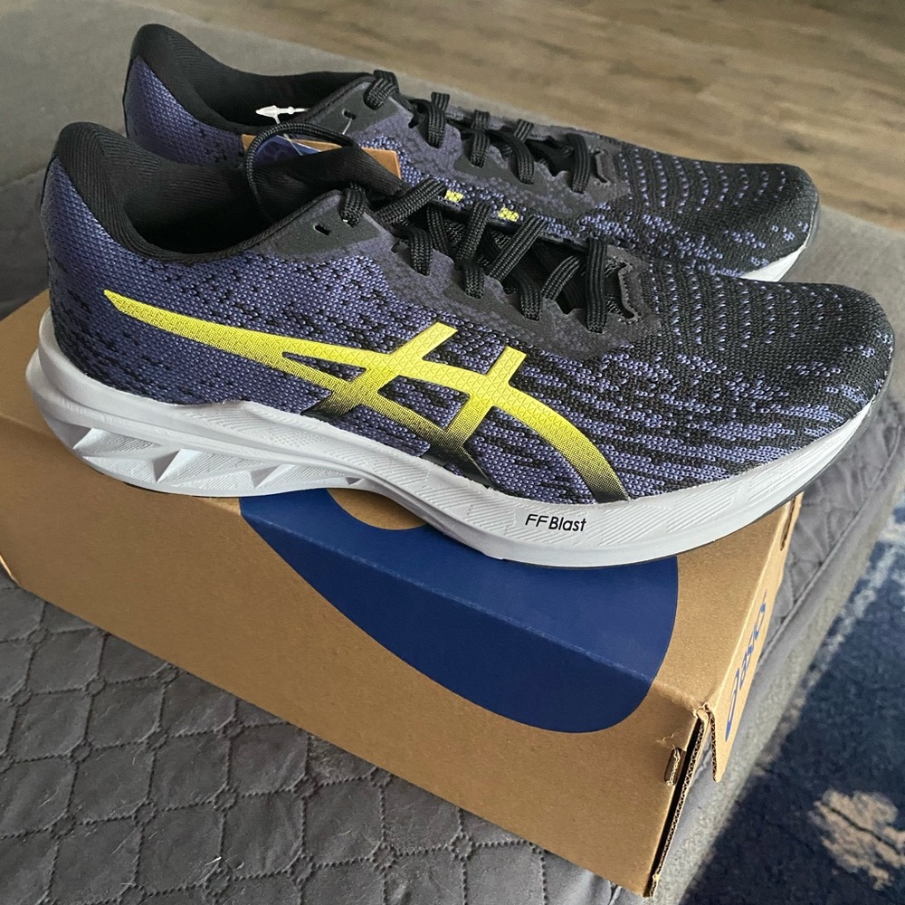 ASICS Dynablast 2 Black and Yellow Men's Shoes